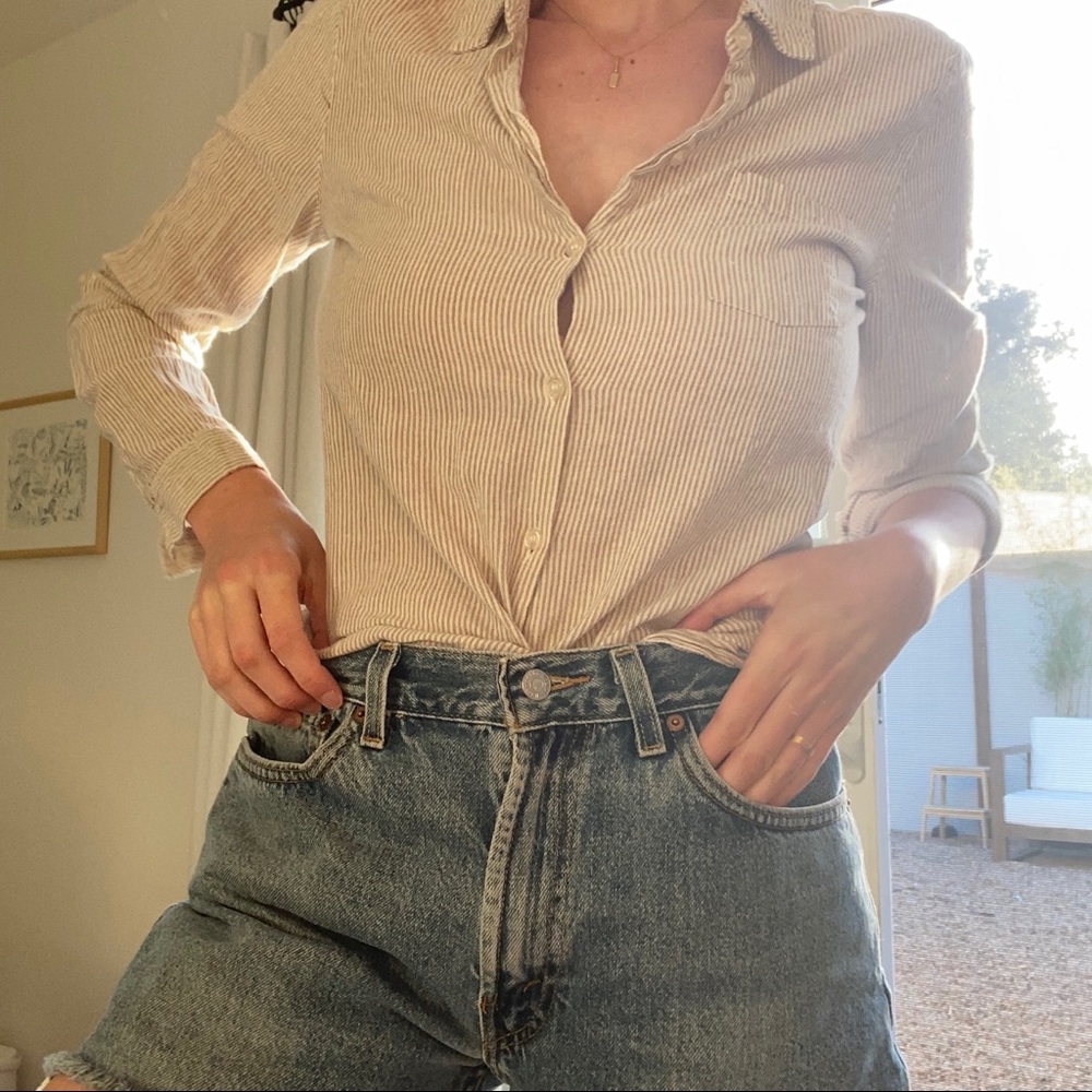 STRIPED LINEN BLOUSE - Picture 2 of 8